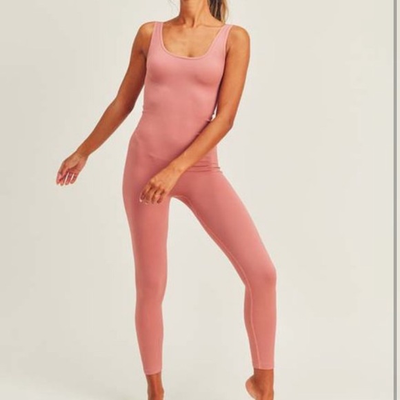 NEW  Ribbed Seamless Sleeveless Jumpsuit S M L - Picture 3 of 11